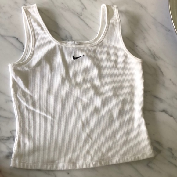 nike ribbed tank top